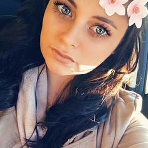 Meet your Posher, Jasmin